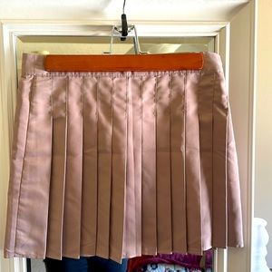 Skirt size small